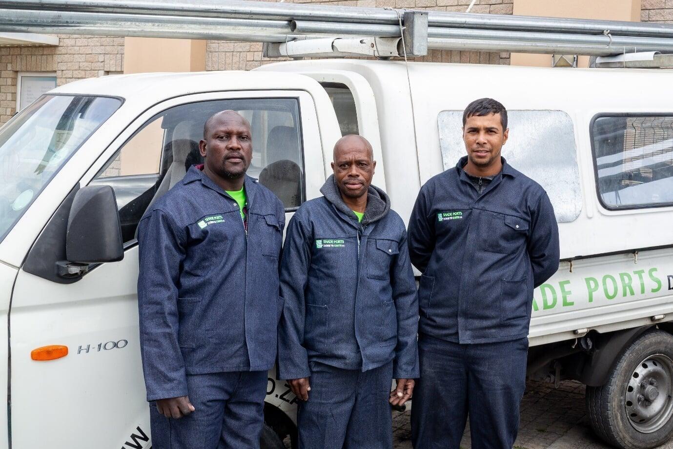 Team Harris, specialists in aluminium and steel carports, louvres, blinds, and custom shadeport solutions